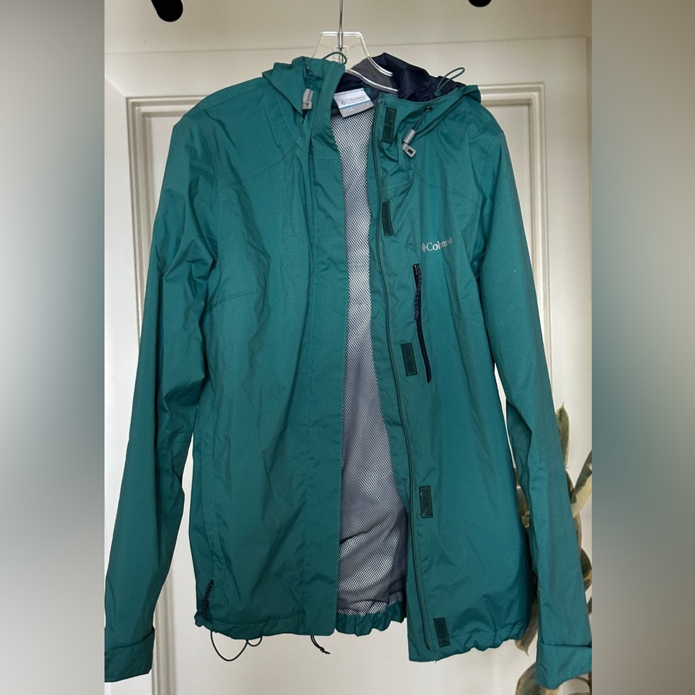 Columbia rain jacket